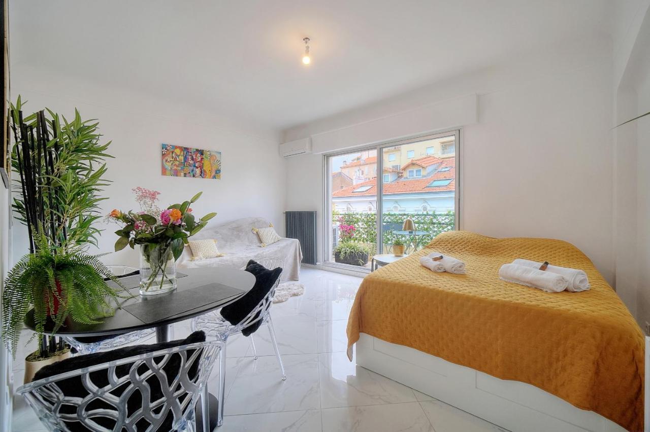 Studio Lumineux 200 M Des Plages A0B192 Cannes Extérieur photo